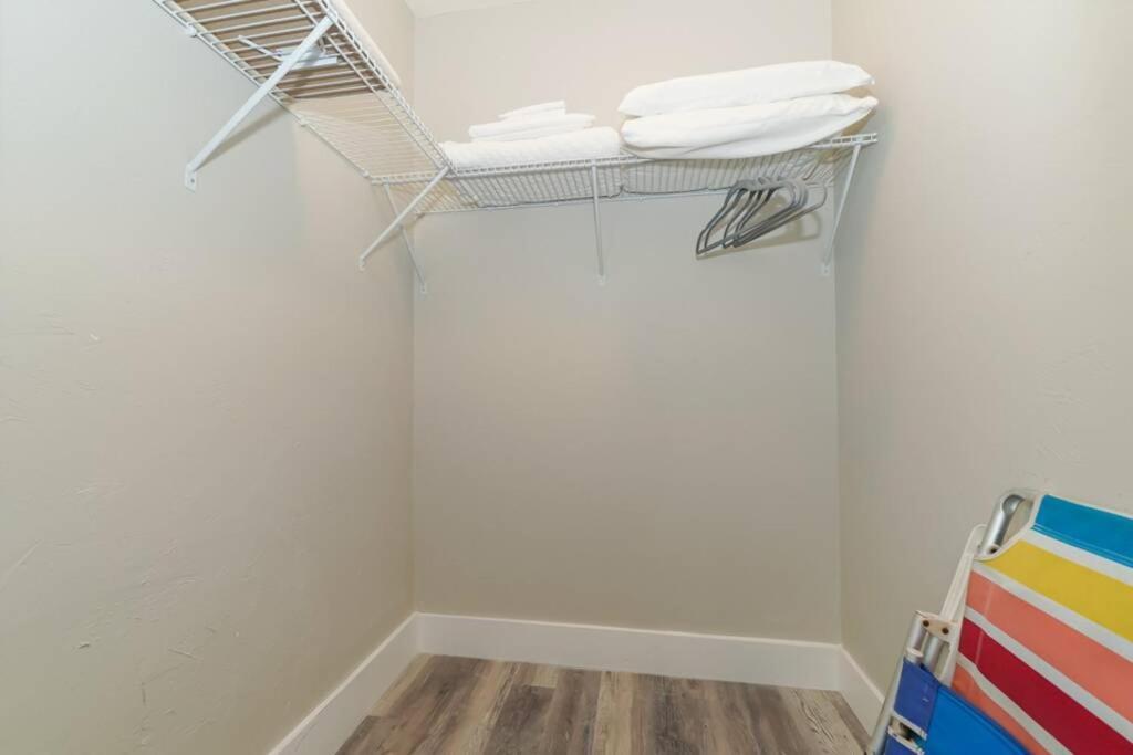 Siesta Key Village-Suite #3: A Block To The Beach! Sarasota Eksteriør bilde